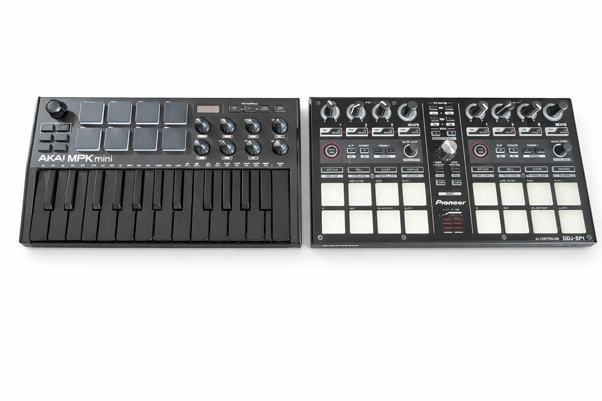 Pioneer DDJ-SP1 & AKAI MPK Mini MK3 DJ Controller MIDI Keyboard Tested Working