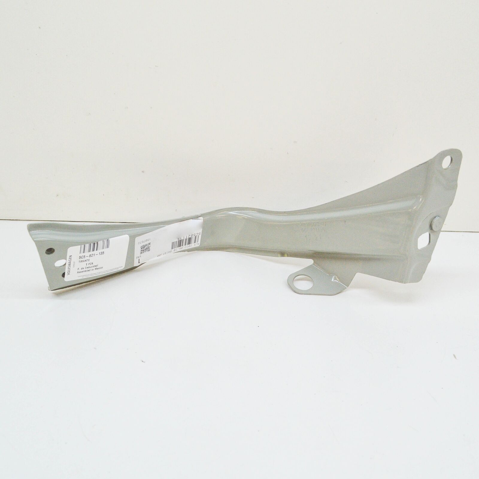 NEW VOLKSWAGEN BEETLE A5 FRONT FENDER LEFT MOUNTING BRACKET 5C5821135 GENUINE