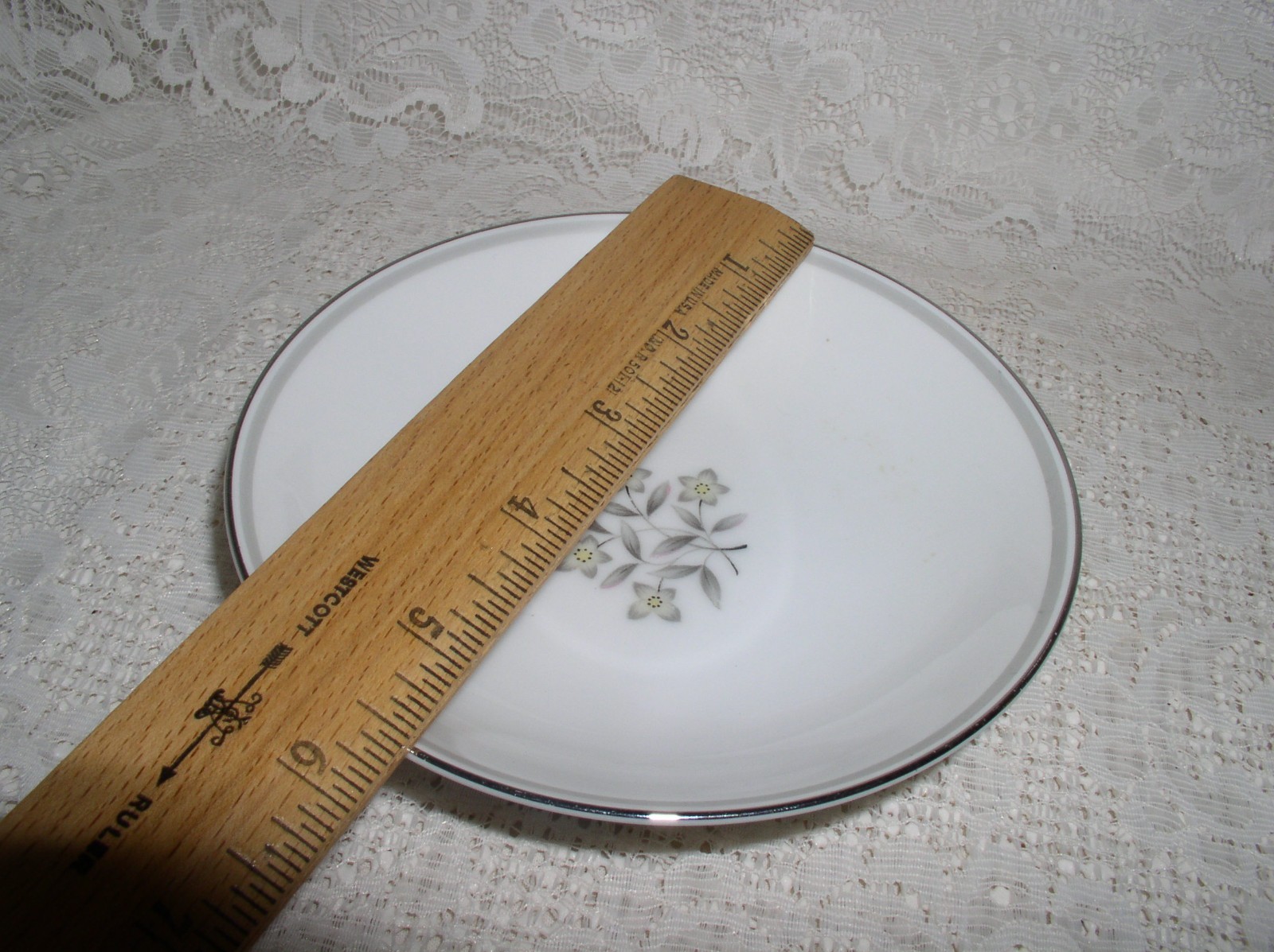 Meito China Grace Fruit Bowl