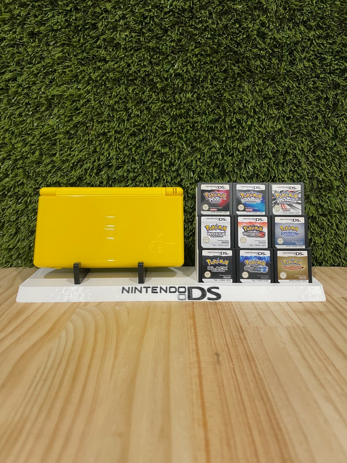 Nintendo DS Lite Stand With Game Holder