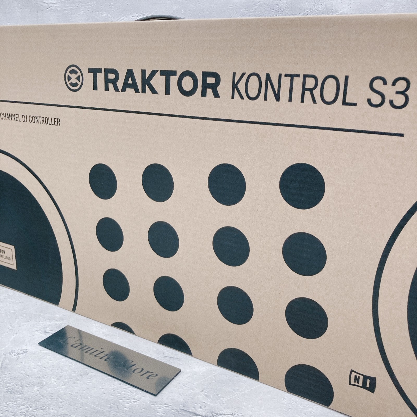 Native Instruments TRAKTOR KONTROL S3 4-hannel DJ Controller Japan Black 3.2kg