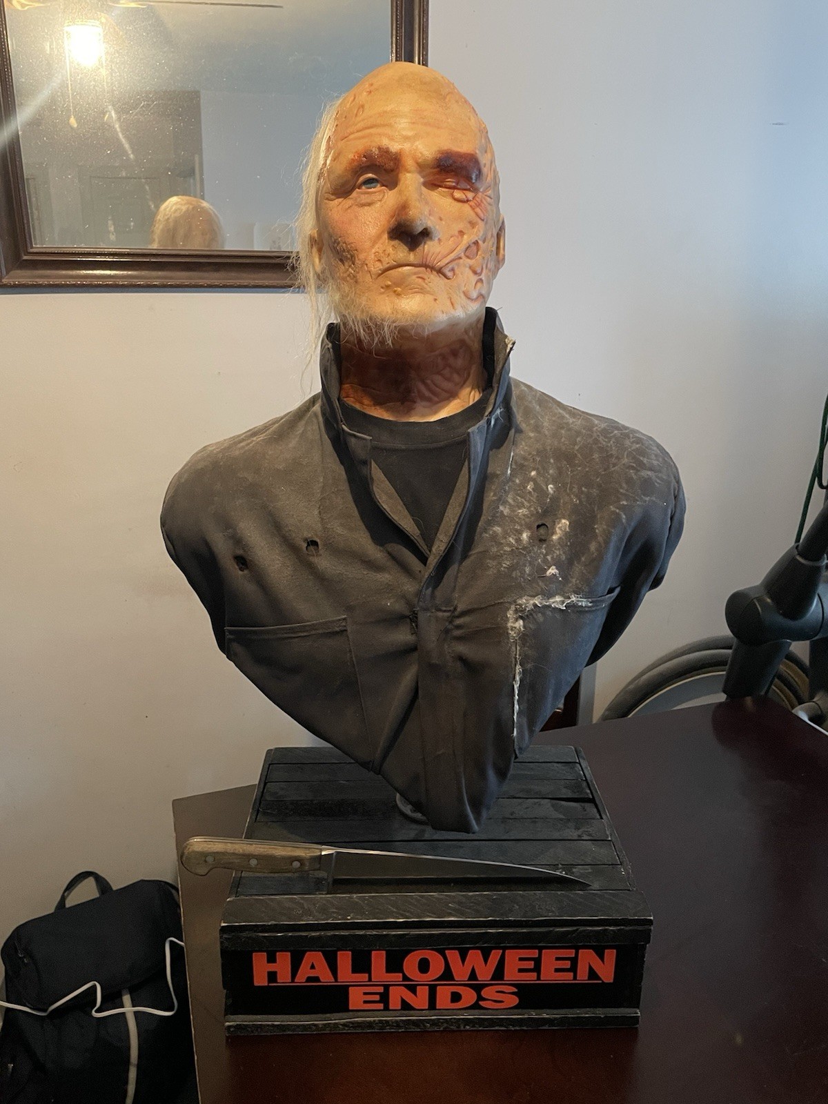 Halloween Ends Bust W/ Display Stand