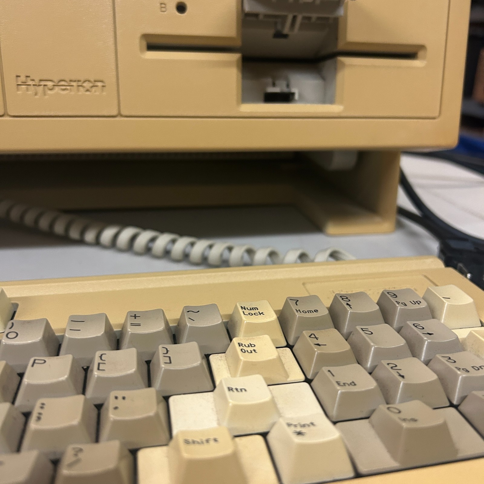 Dynalogic Hyperion 3012 All-in-One Vintage Computer w/ Keyboard 2 Disk Drives
