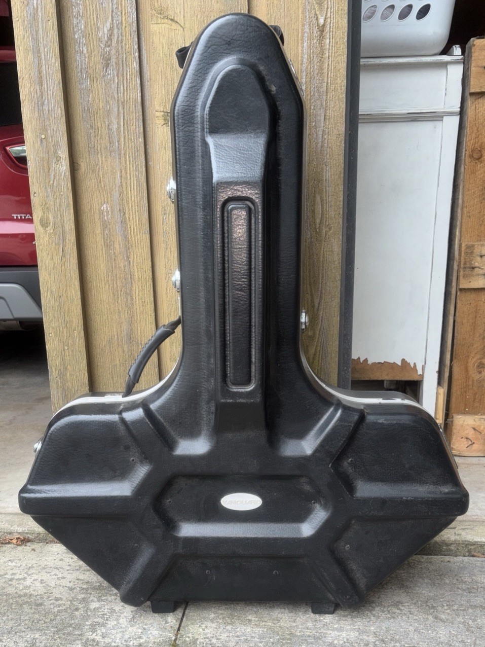 Vanguard Bow Case Hard Rolling Case