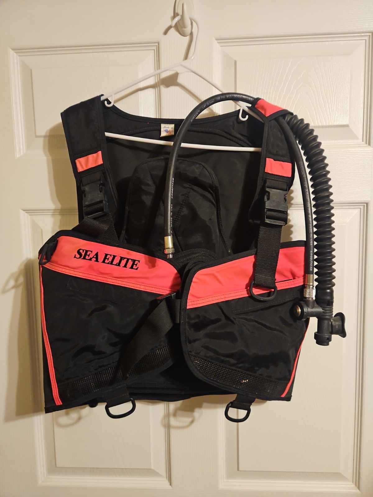 Dacor Scuba Diving Buoyancy Compensator Device BCD Sea Elite Black Pink Made USA
