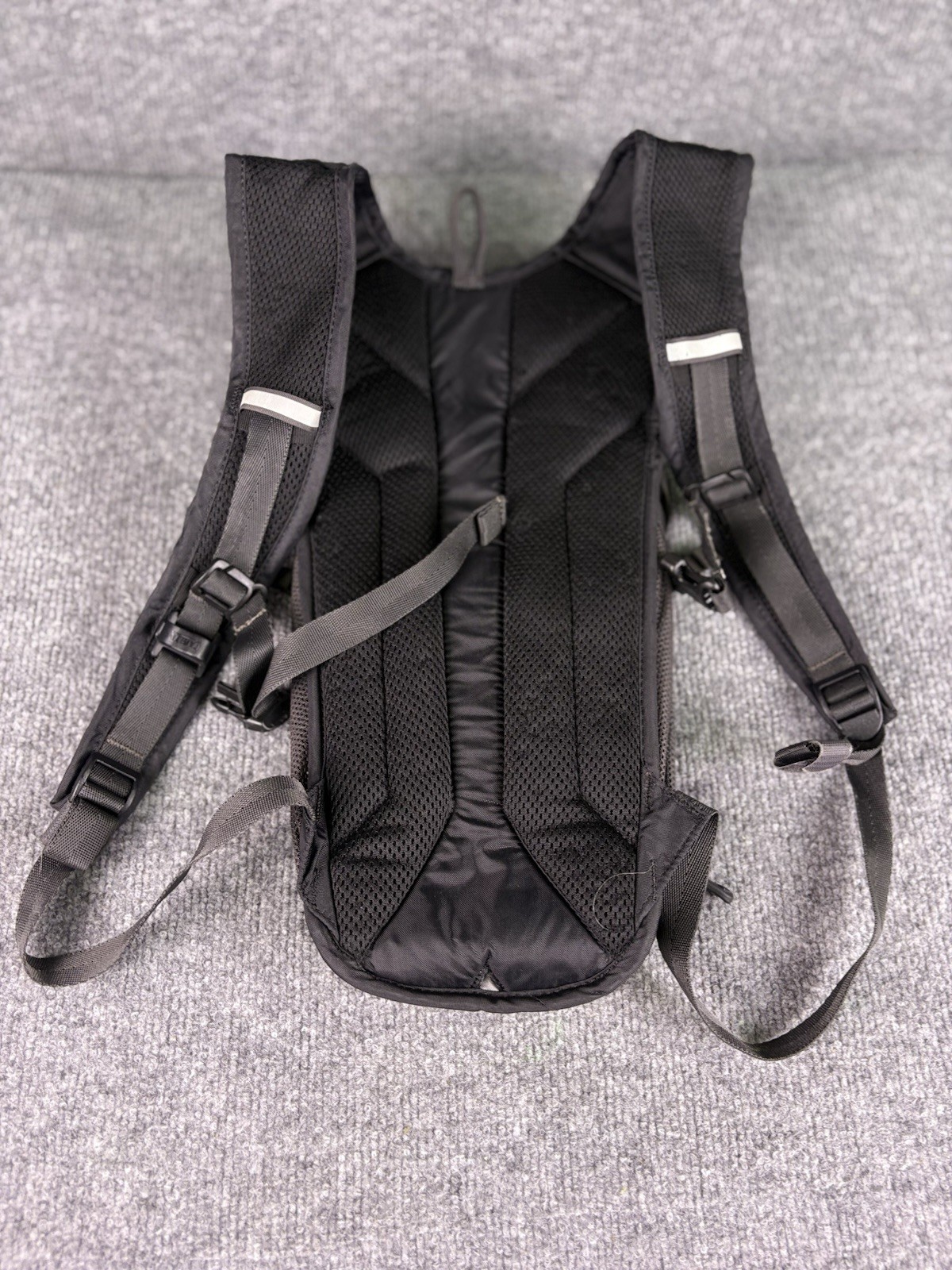 CamelBak Rogue Light 7 Hydration Pack70 Oz Black
