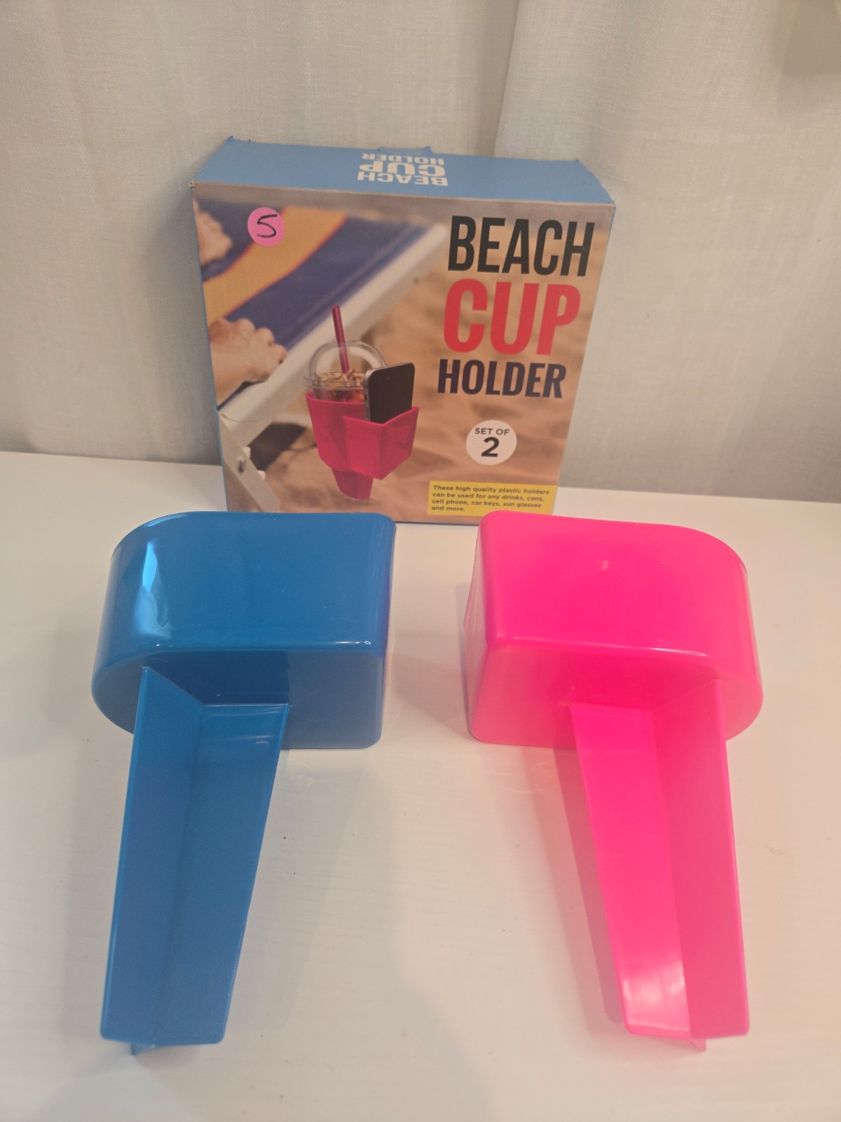 2 Beach Cup Holders, Open Box