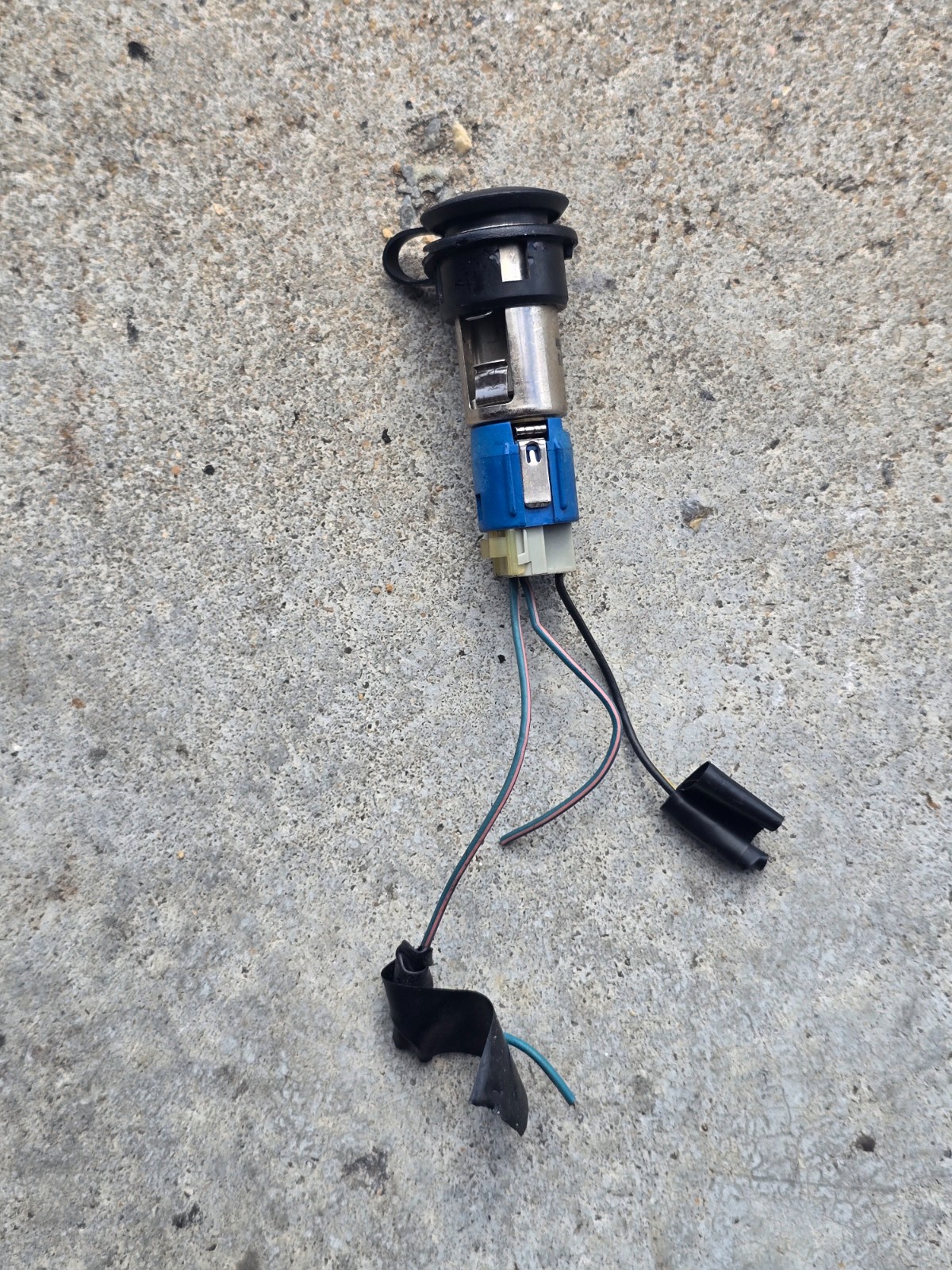 2005 Dodge Grand Caravan 12 Volt Accessory Power Outlet