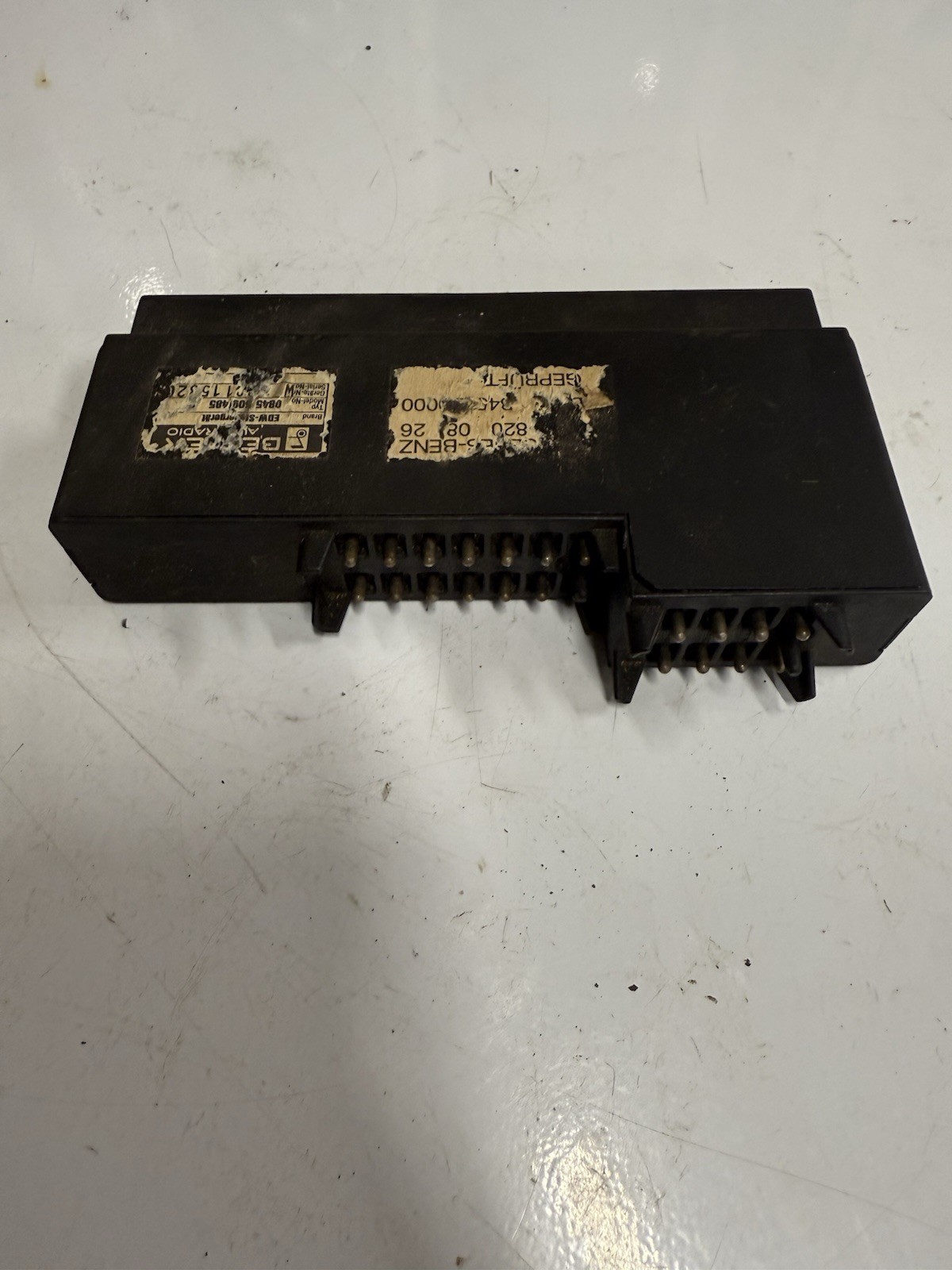 1986-1991 Mercedes W126 Anti Theft Alarm Control Relay Module 1268200826 OEM