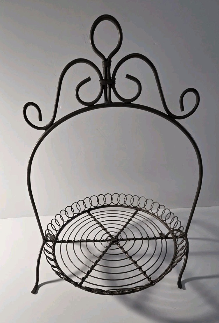 Wire & Wrought Iron Pie Stand Fruit Basket Wire Handler Farmhouse Rustic Decor
