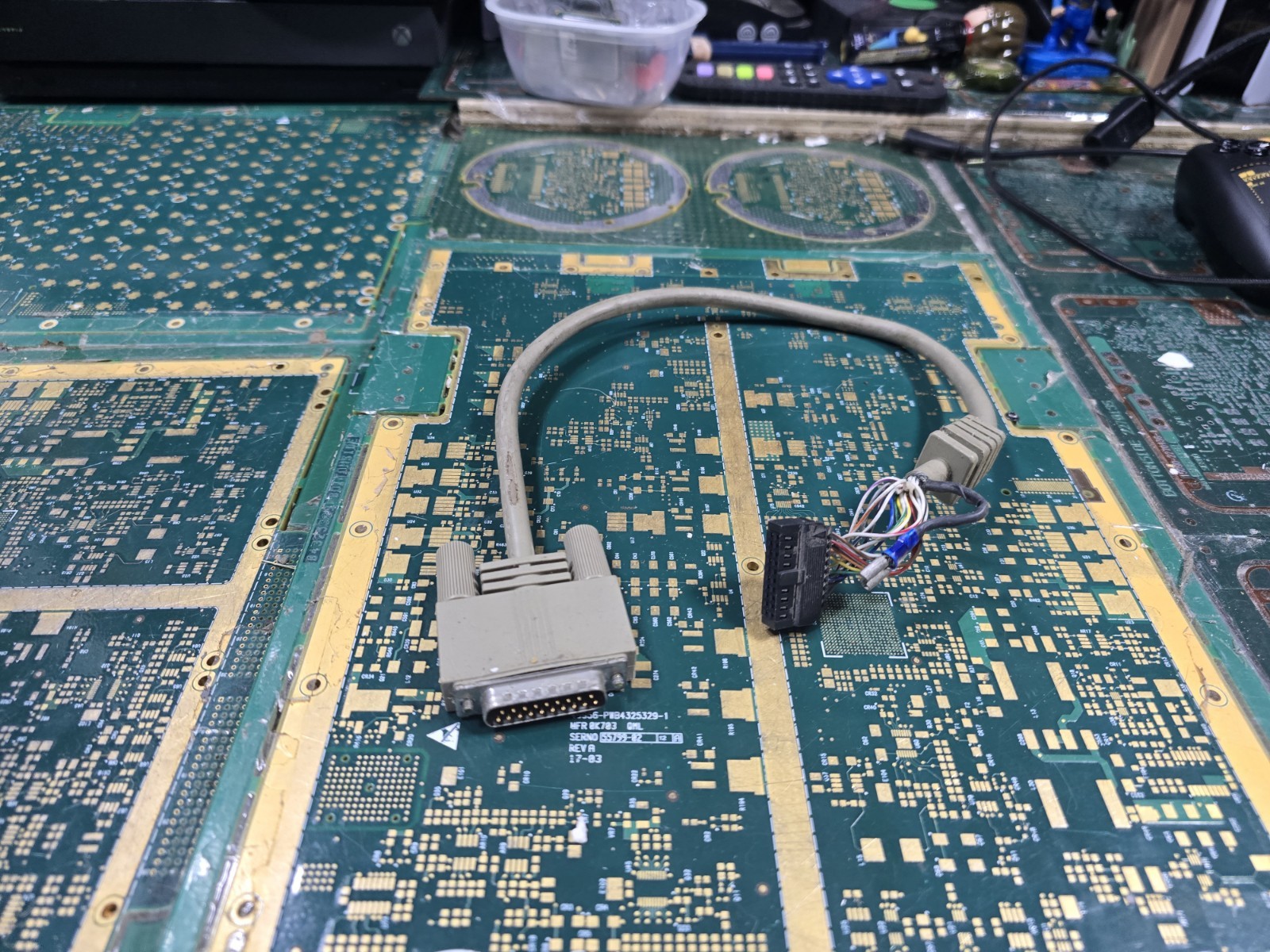 Apple Sony OA-D34V-22 Cable ONLY-INTACT-UNTESTED-SEE ALL