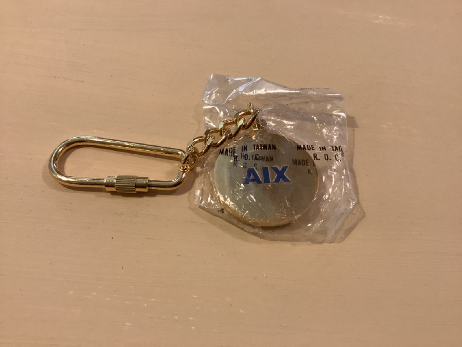 IBM Keychain, RISC System / 6000 AIX, with bag in wrapper, vintage