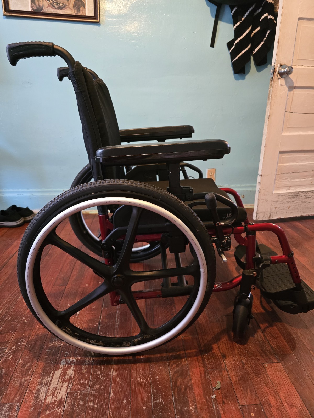 Used Ki Mobility Catalyst 5 Manual Wheelchair