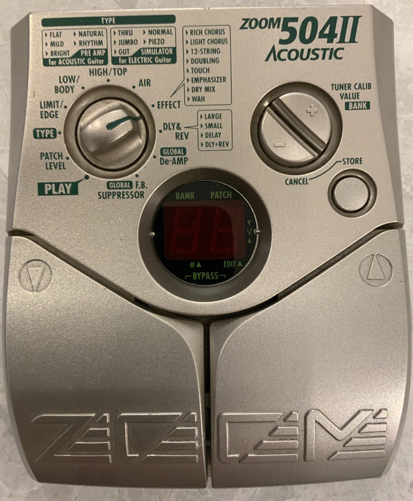 Zoom 504II Acoustic Guitar Foot Peddle Multi Effects Tested Works