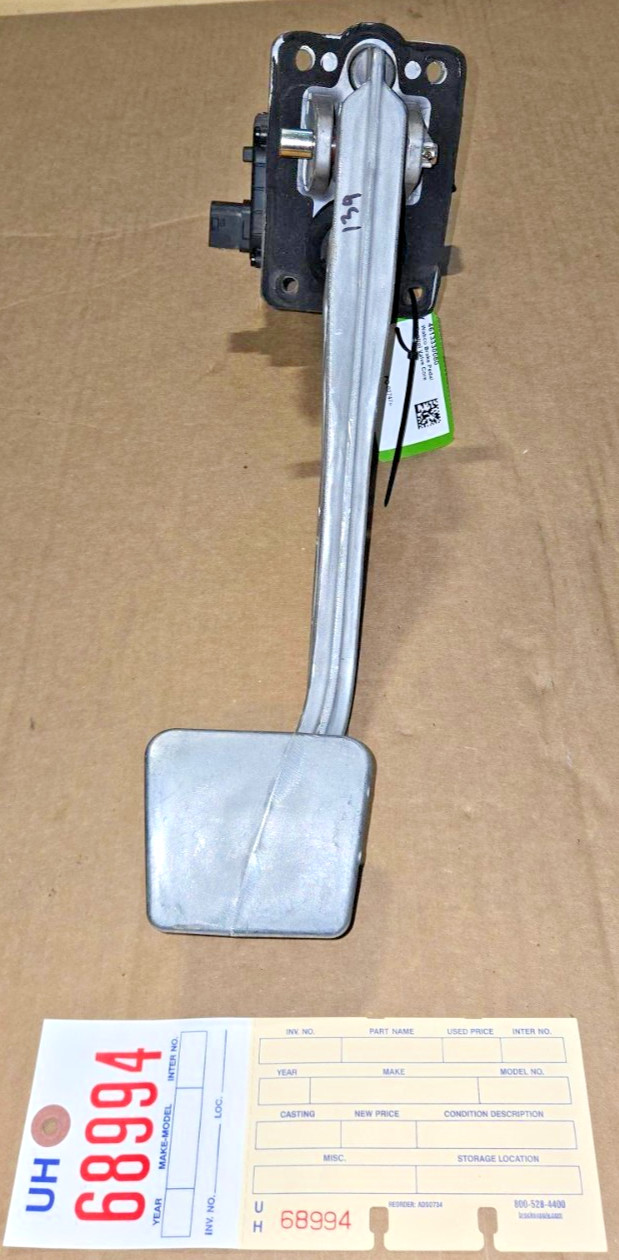 2018-2024 FREIGHTLINER CASCADIA 126 BRAKE PEDAL AIR VALVE WABCO OEM 9618992110