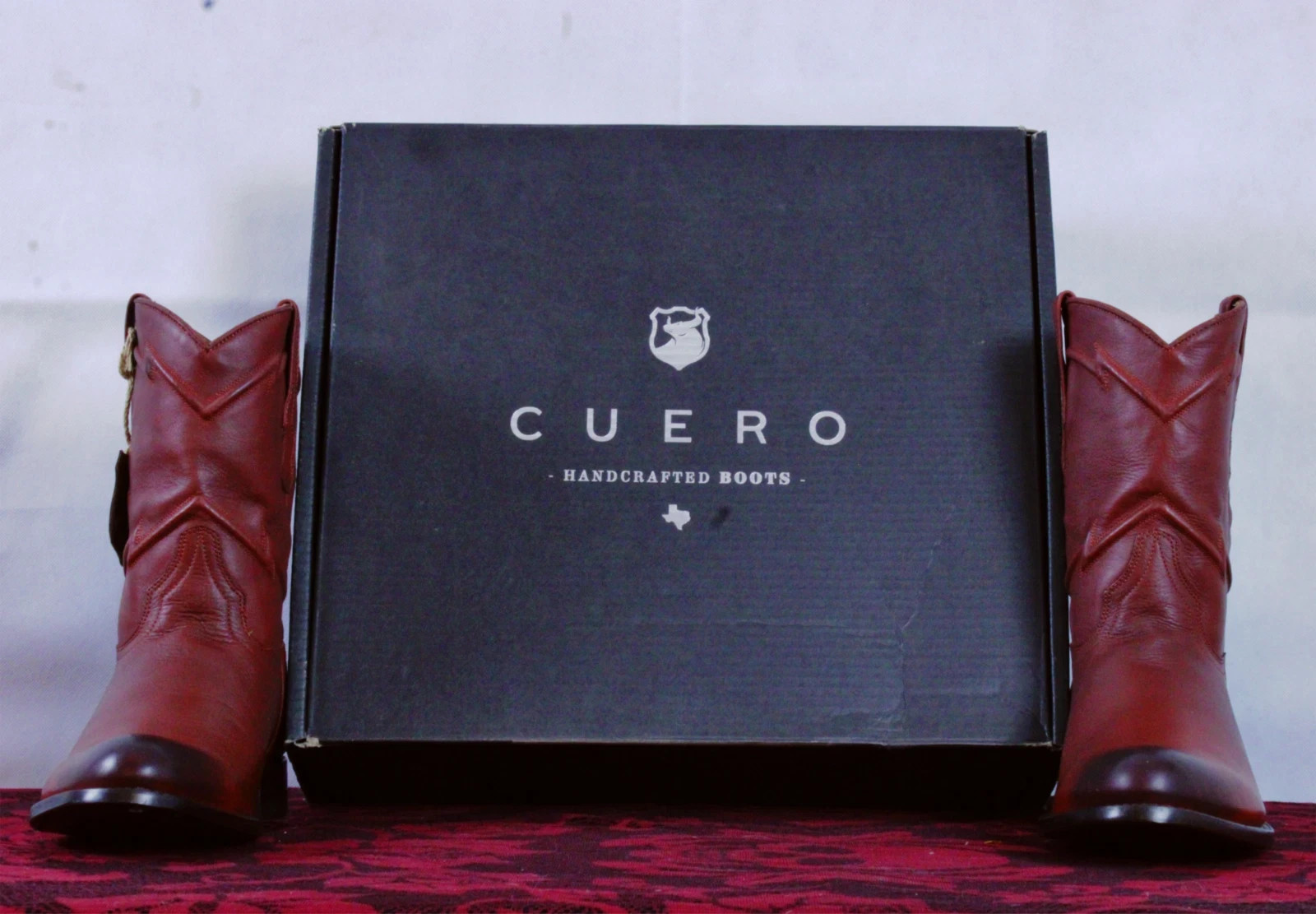 Cuero The Austin Handcrafted Calfskin Leather Boots - Cherry Round Toe