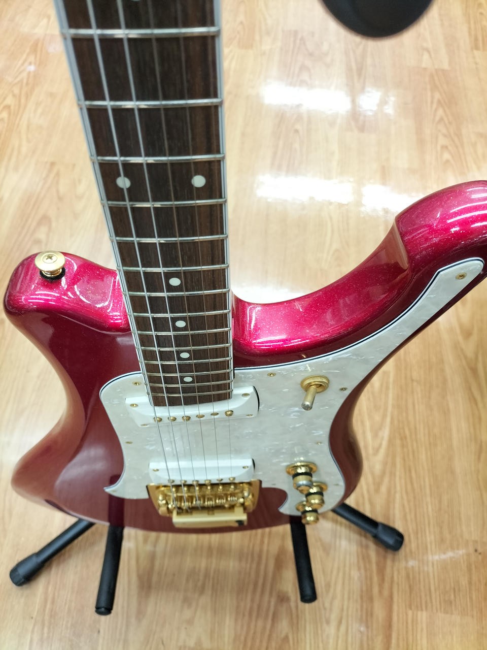 YAMAHA BJ-PRO electric guitar