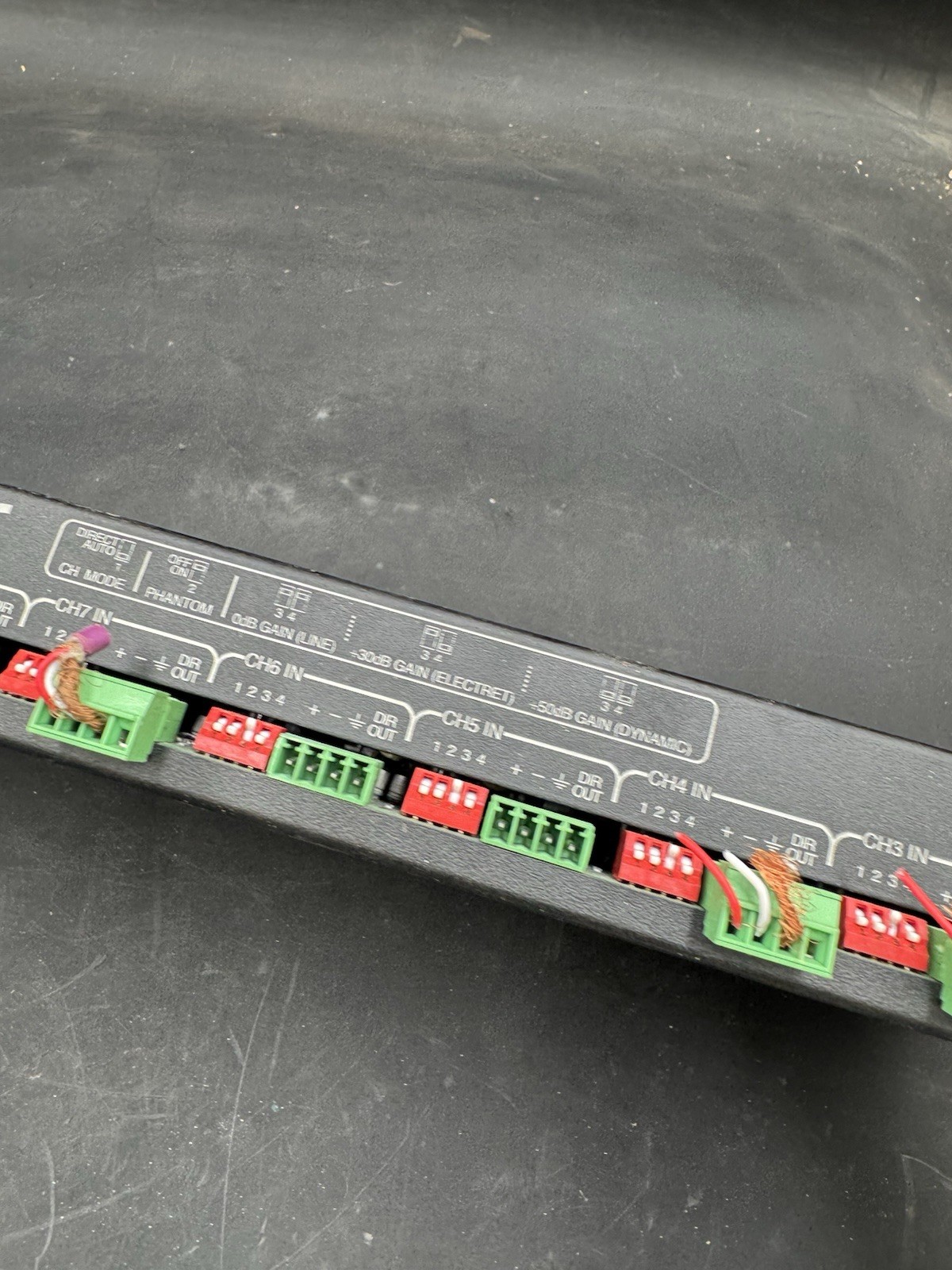 Lectrosonics AM8TC Automatic Microphone Mixer. No power supply