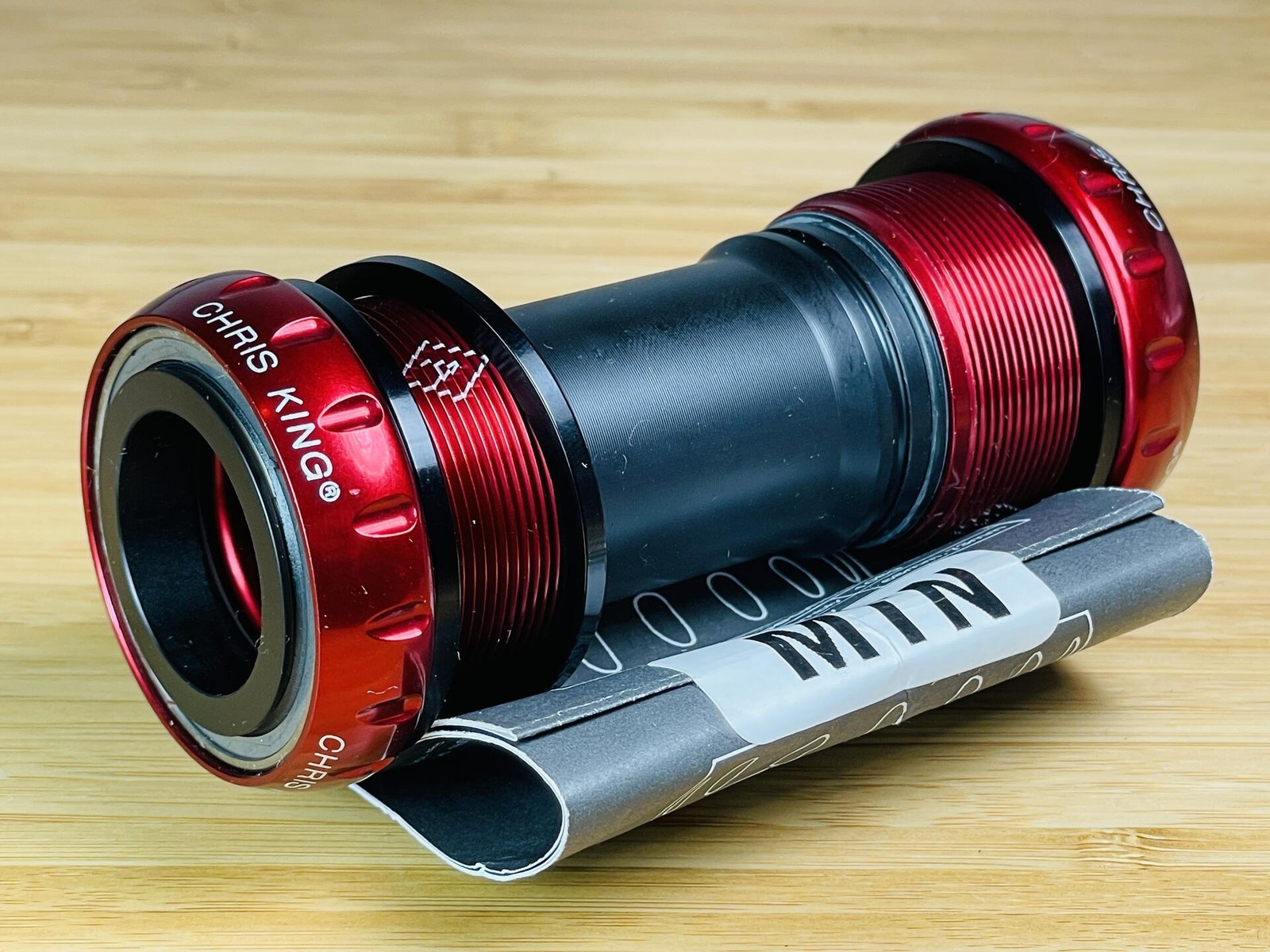 NOS Chris King MTN BSA 24mm Threadfit Bottom Bracket A-Type 68-73mm - Red