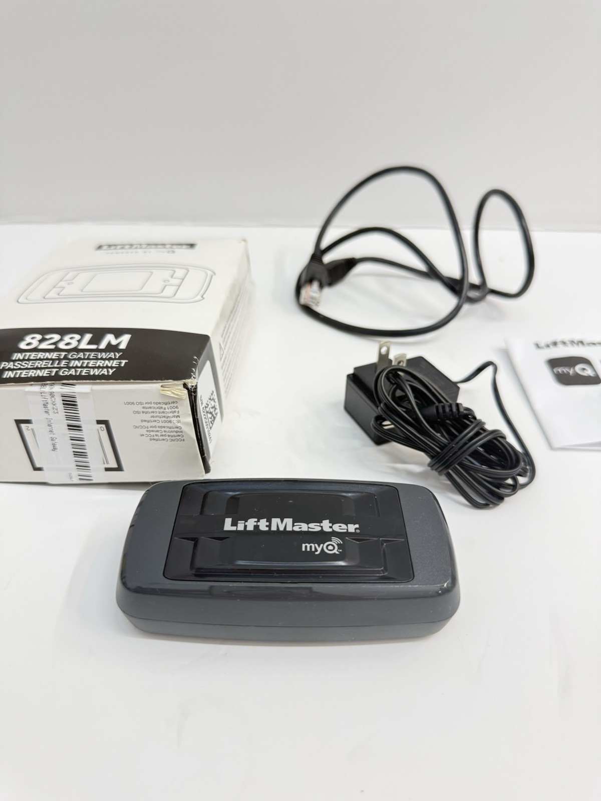 Liftmaster 828LM Internet Gateway Smartphone Control MyQ Technology Operators