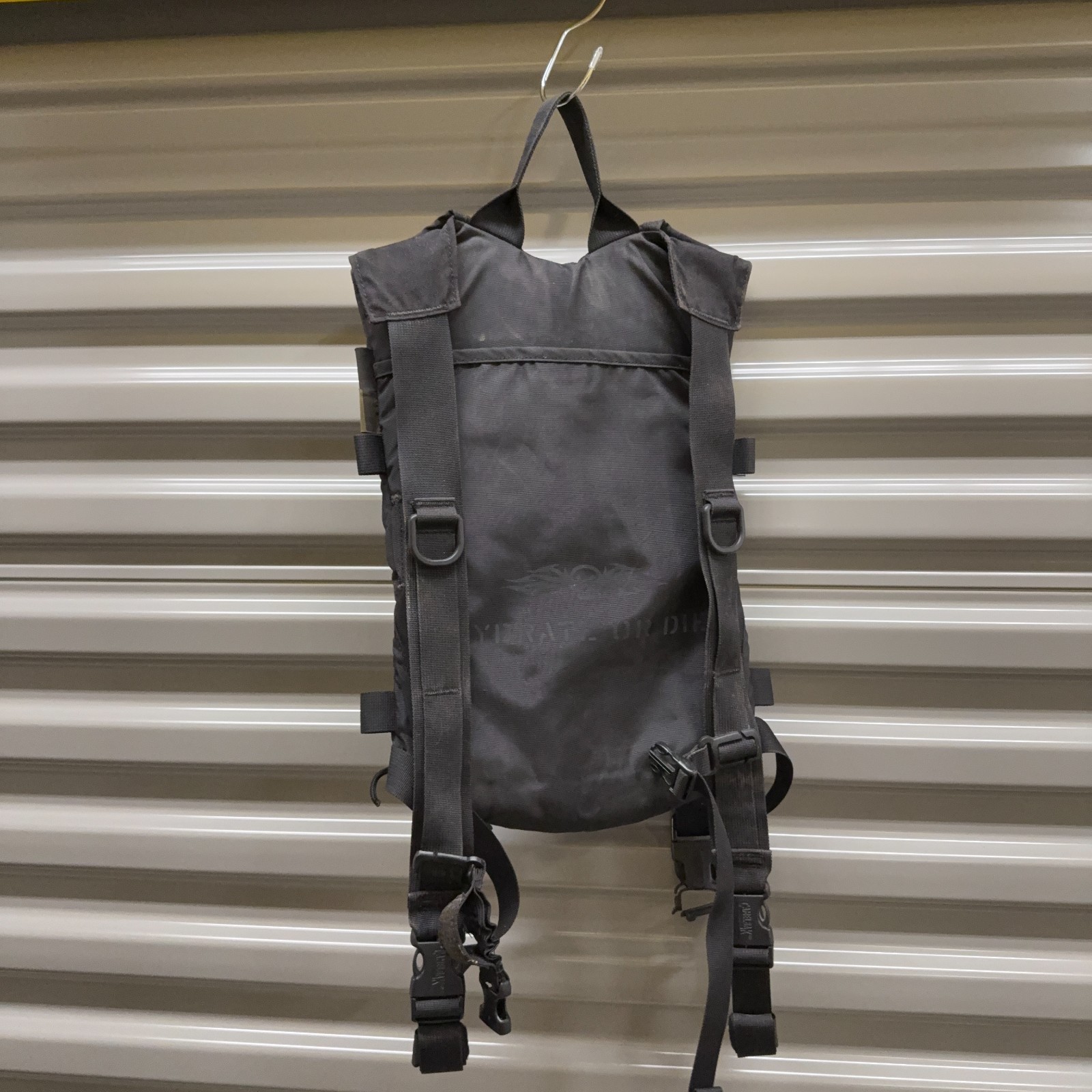 CamelBak Maximum Gear 3L Hydration Backpack Black Outdoor w Bladder