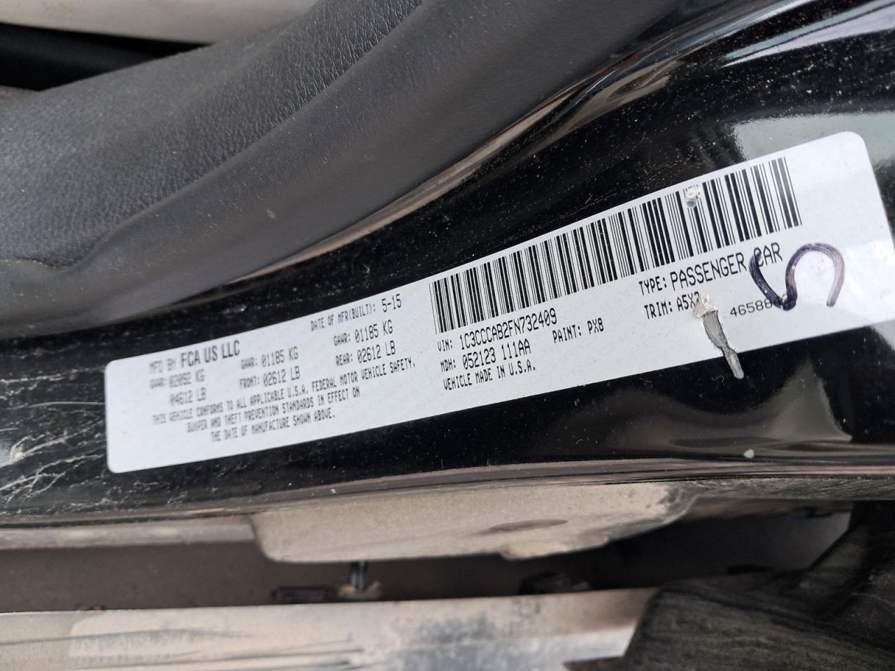 200 2015 Glove Box 4773858