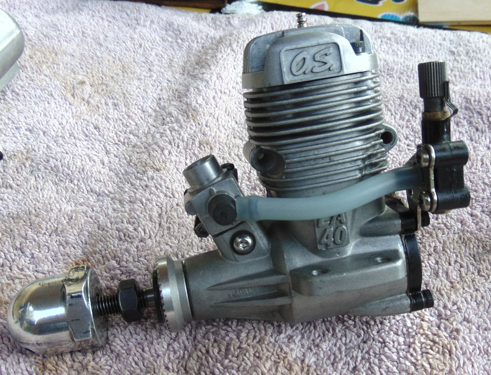 OS LA 40 RC Model Airplane Engine, cleaned, ex compression