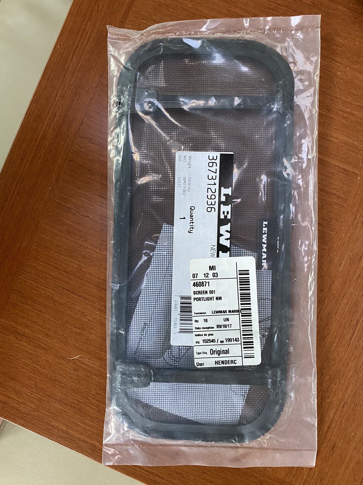 Lewmar 367312936 Clip Flyscreen