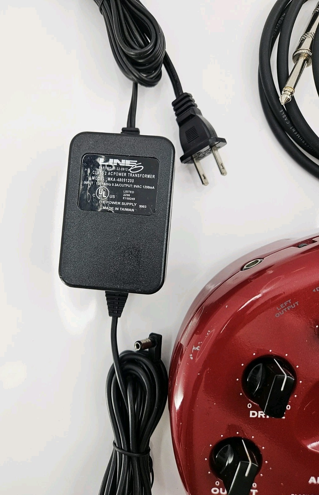 Line 6 Pod Multi-Effects Guitar Effect Pedal w/ Power Supply