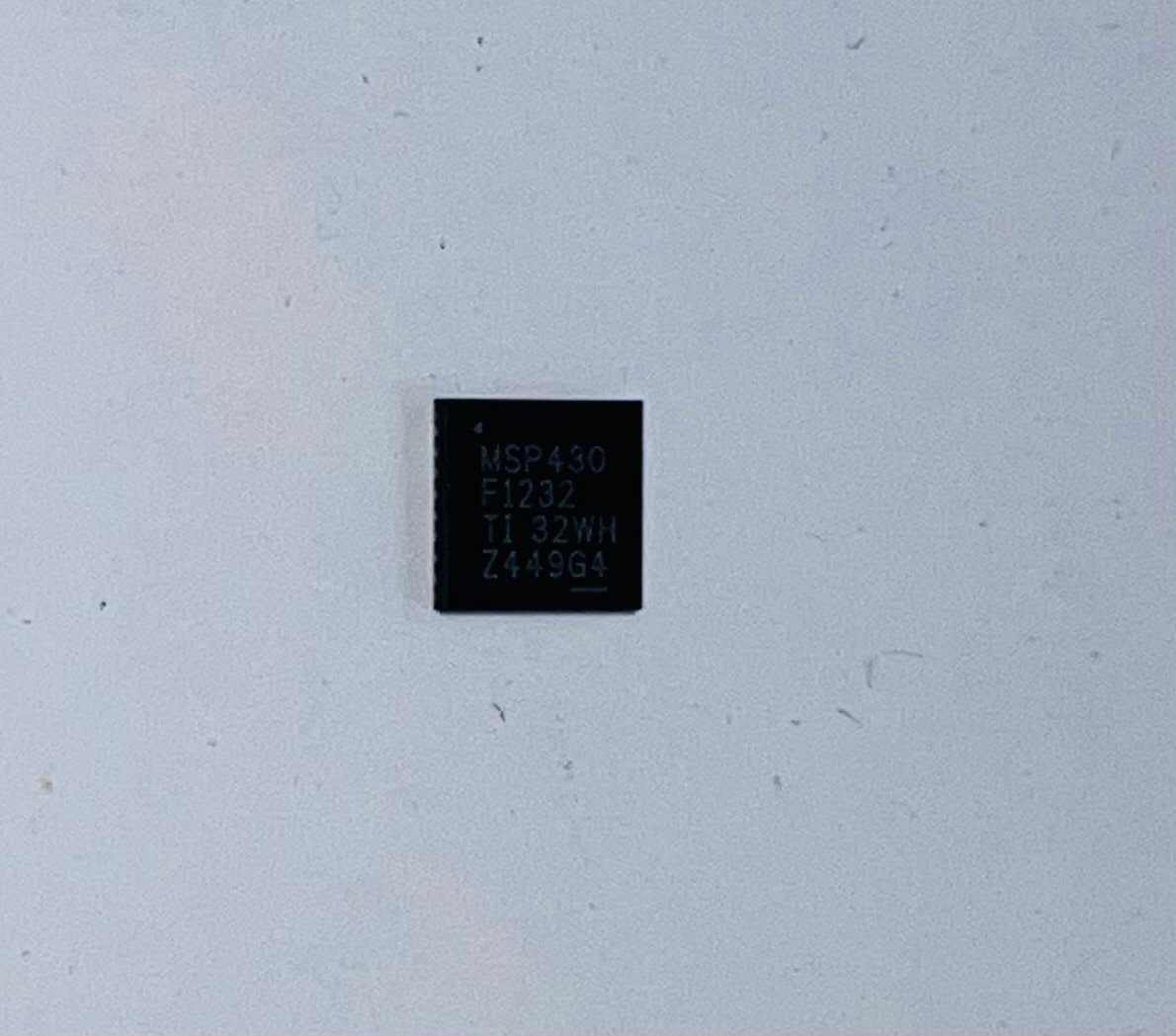 £1.99/pcs 5x MSP430F1232IRHBR TEXAS INSTRUMENT
