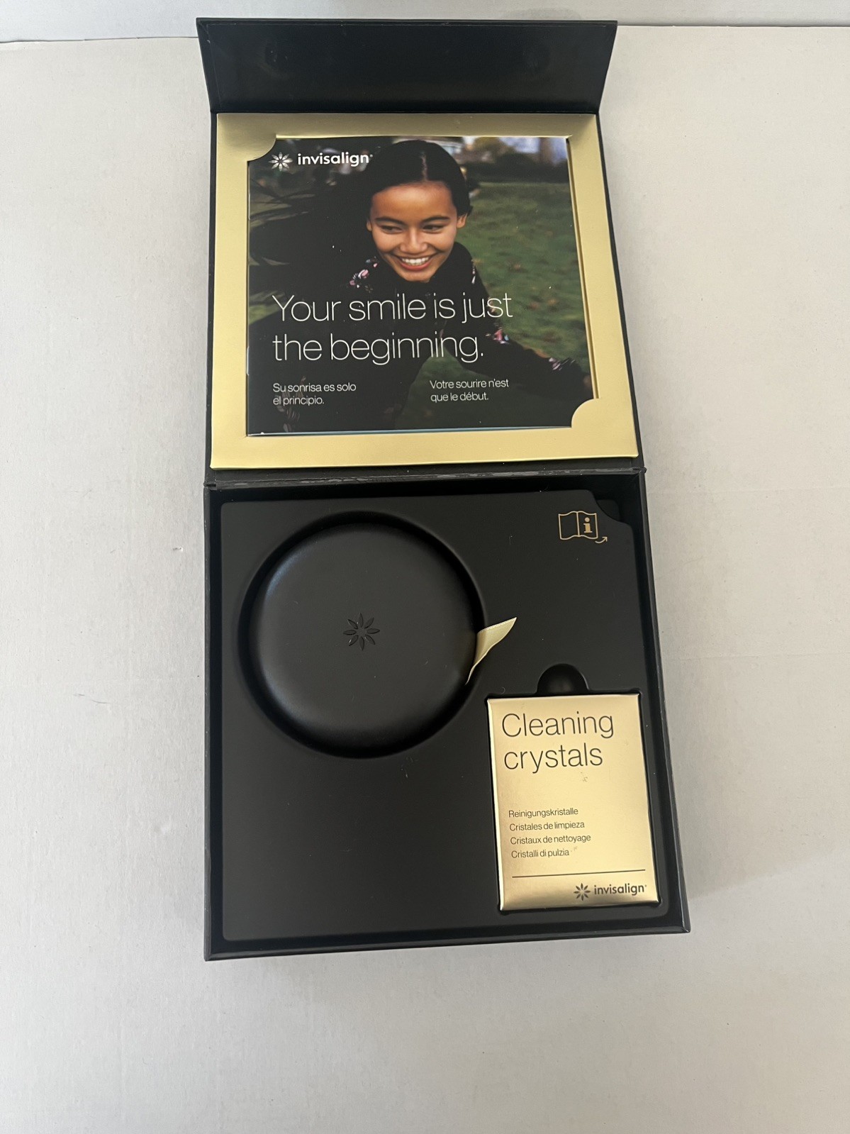 NEW Invisalign Starter Kit, Retainer Case, Cleaning Crystals