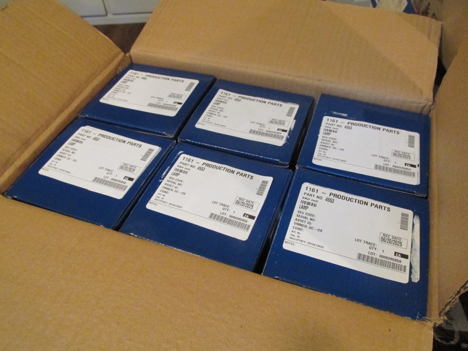 CASE of 12 NEW -- GE 4553 250W 28V Sealed Beam Lamp Aircraft Landing Light Bulb