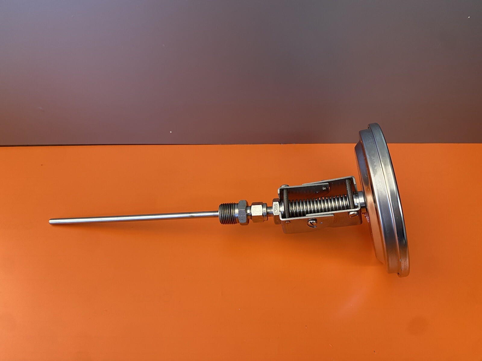 Wika Thermometer Size 5” 0-200 Degree F 1/2” NPT