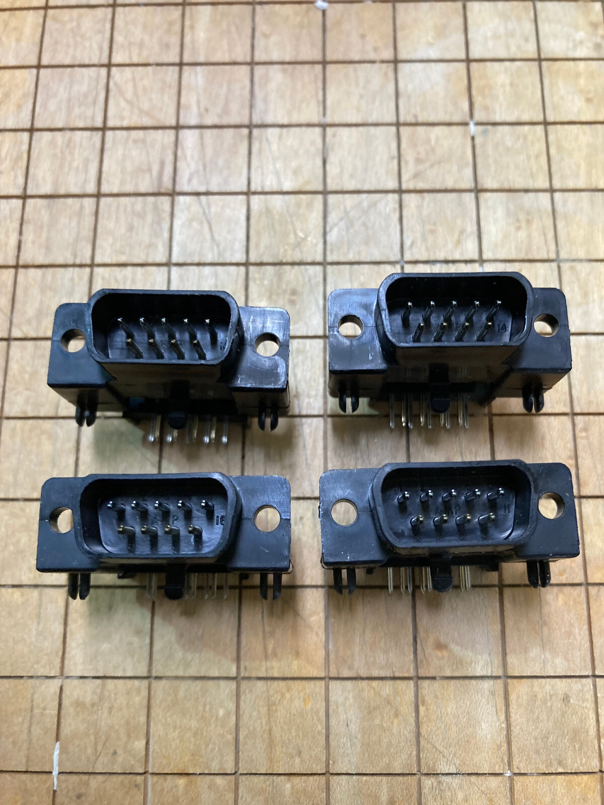 ATARI Joystick CONNECTORS (4) DB-9M PCB 2600/7800/800 NEW (NO display package)
