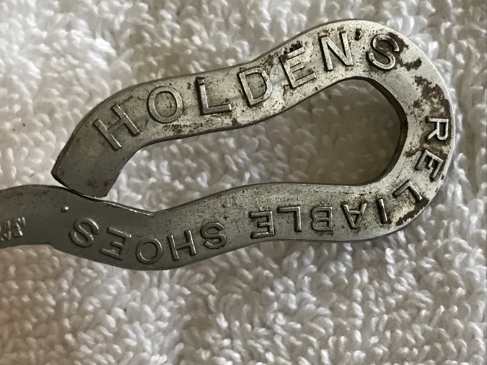 HOLDEN’S RELIABLE SHOES VINTAGE ADVERTISING BUTTONHOOK