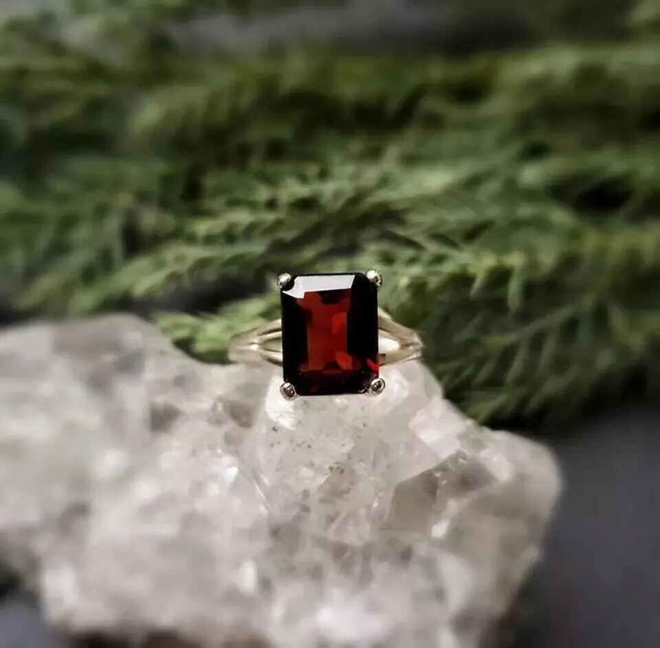 Emerald Cut Garnet Ring, 925 Sterling Silver, Natural Gemstone Handmade Ring