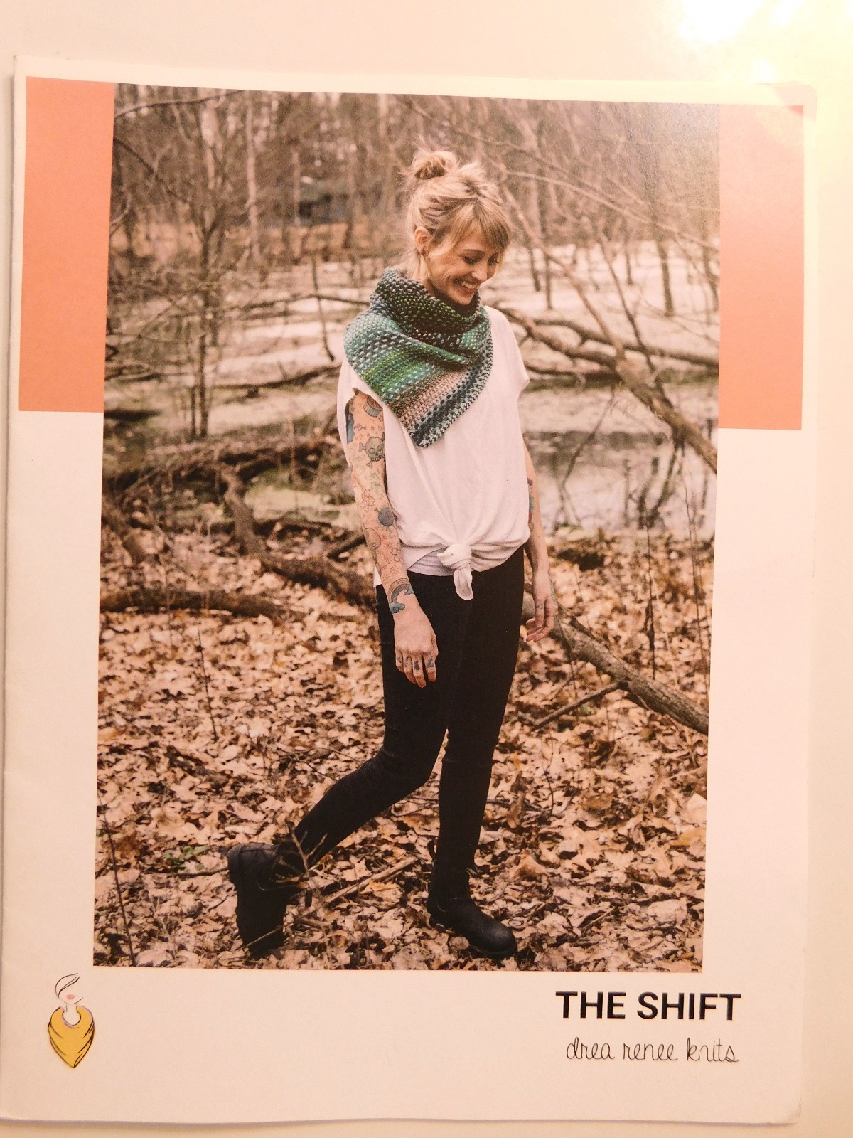 The shift - -  Cowel pattern for knitting Drea Renee Knits, 2018