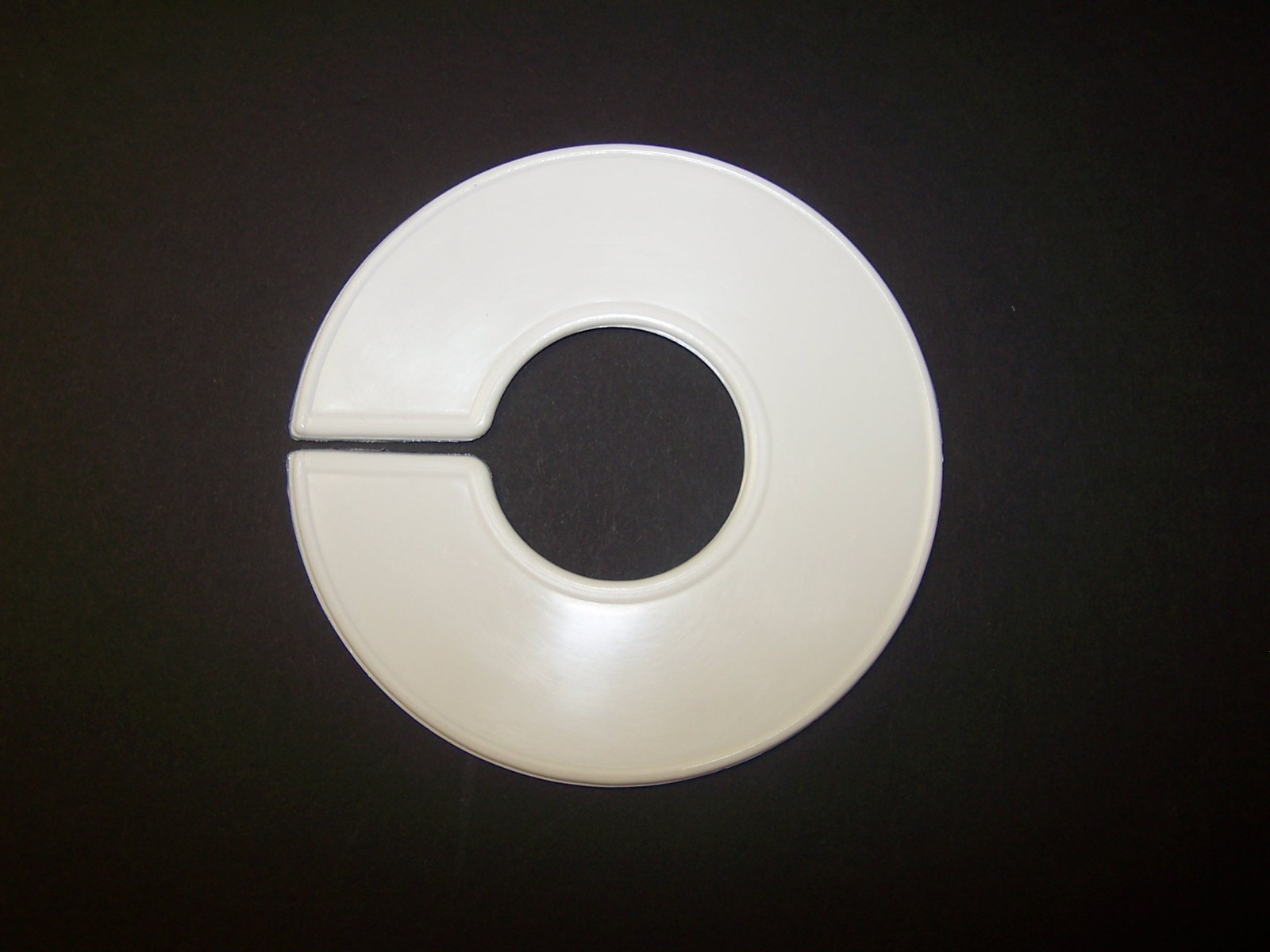 Plastic Blank clothing round ring divider white lot of 50 pieces