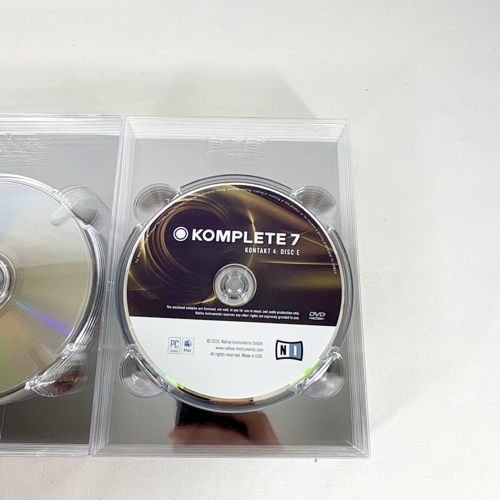 Native Instruments Komplete 7 (with Serial Number and all disks)