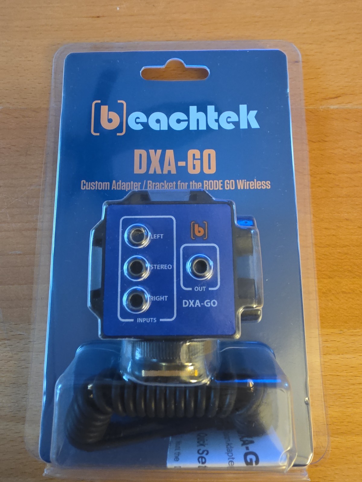 Beachtek DXA-GO Adapter/Bracket for the RODE GO Wireless