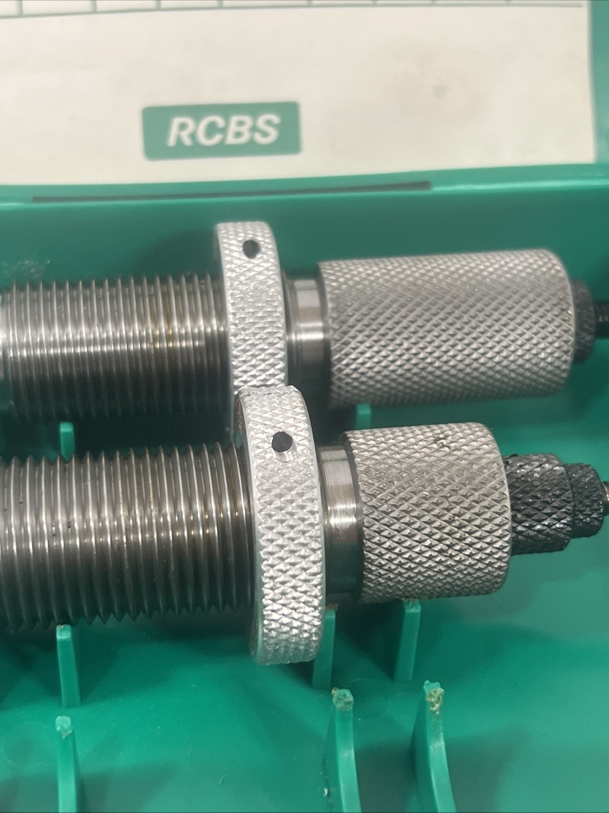 RCBS 243 Win Reloading die set Pre-owned 11401 Winchester 2 Die Reload*
