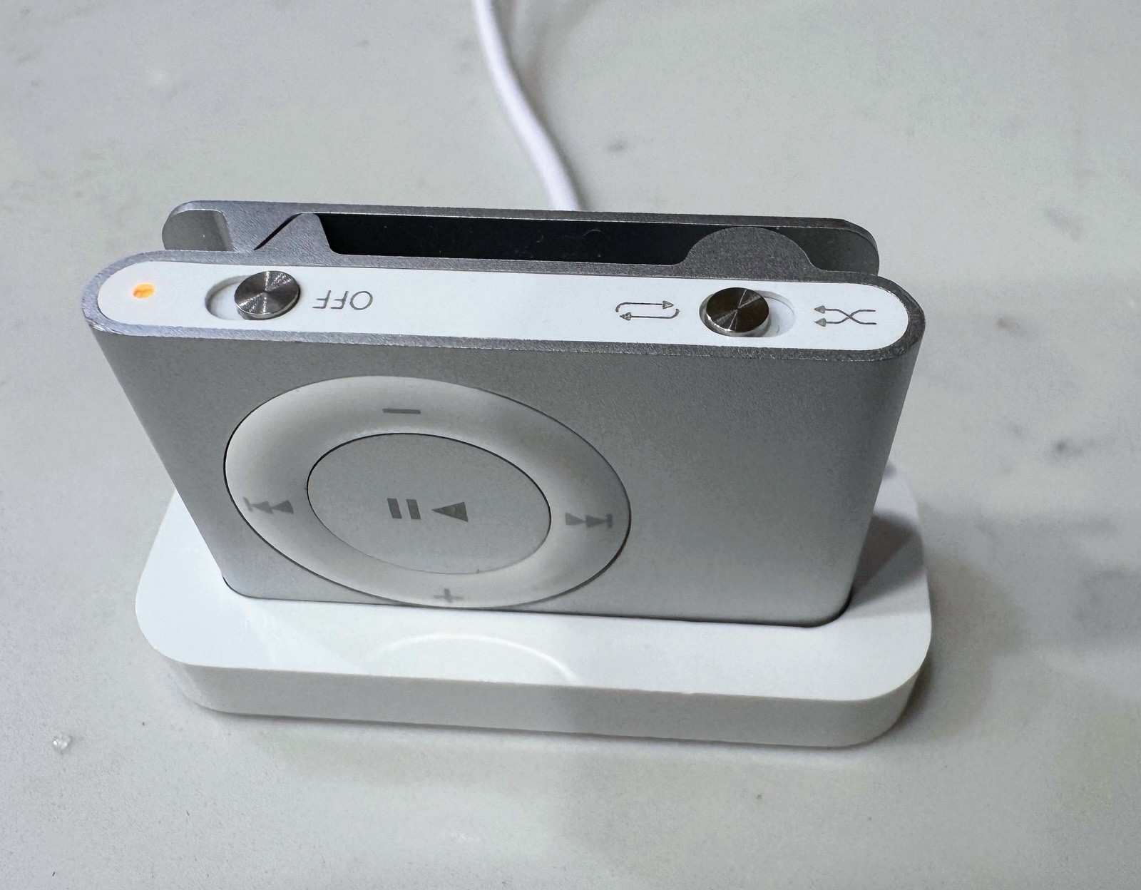 IPod shuffle 2nd generation 1gb Silver