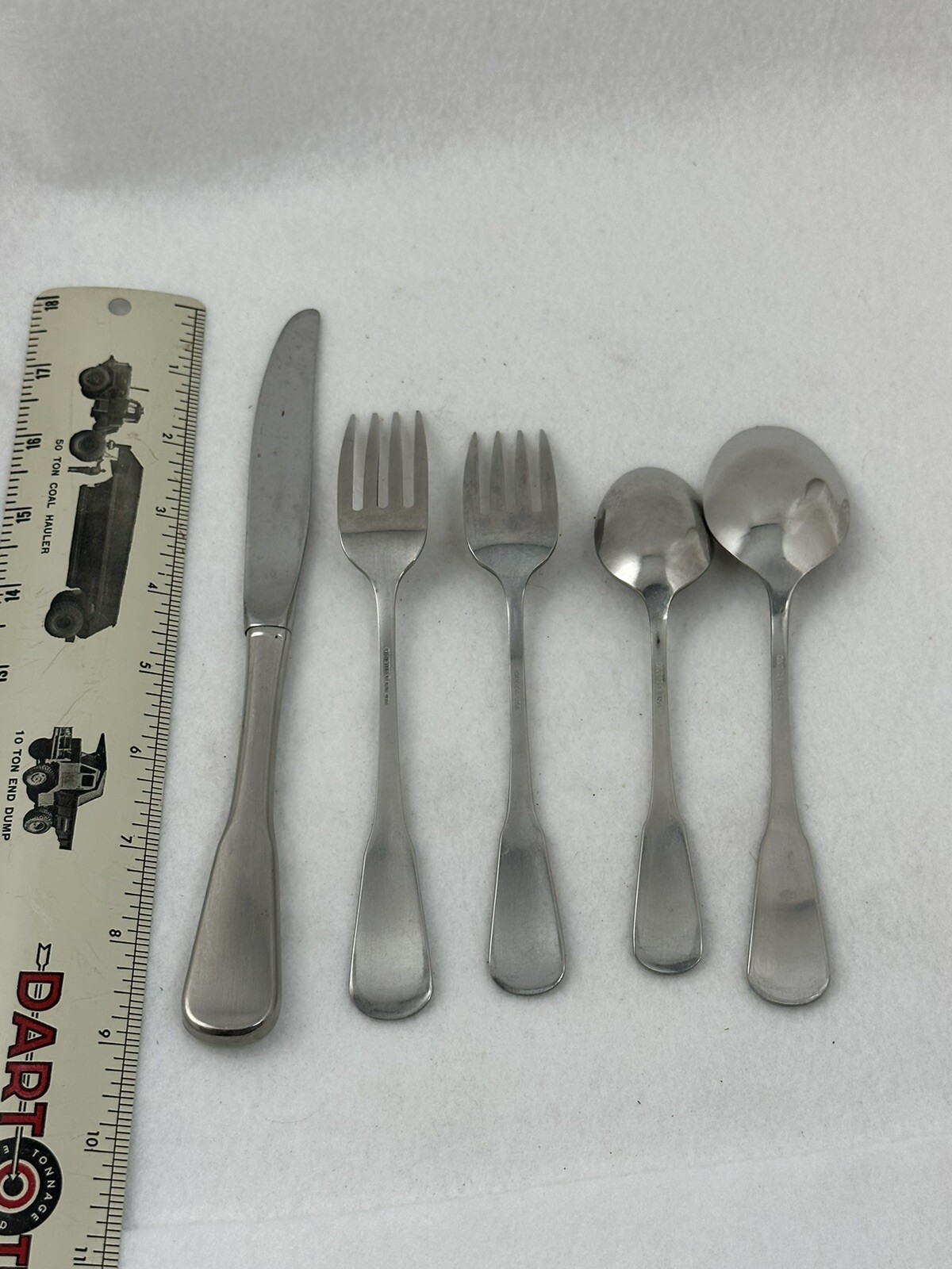 SSS BY ONEIDA STAINLESS SATIN SILVERWARE COLONIAL BOSTON PATTERN 5 PIECE SET
