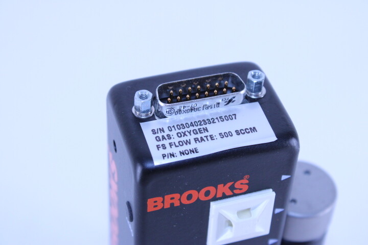 BROOKS Mass Flow Controller 5850S/BC1CA1EB3AA1B1 500 SCCM Oxygen