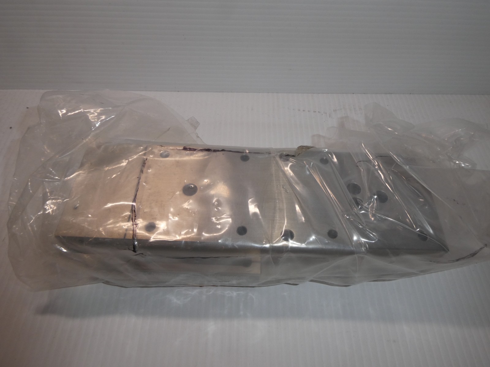 Dover 12-1179 Linear Actuator