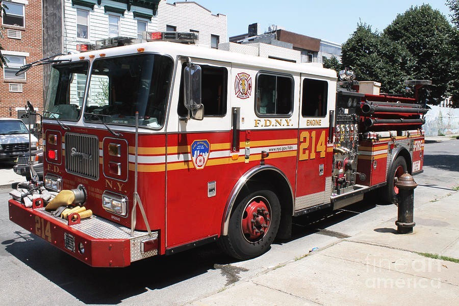 FDNY NYC Fire Department Engine 214 Nut House patch-B