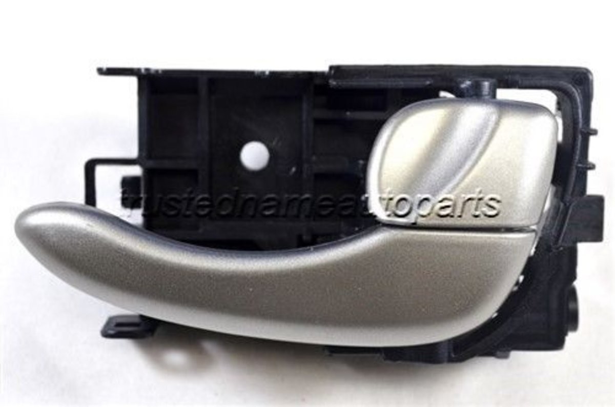 fits 2002 to 2003 Nissan Maxima Interior Door Handle Right Silver
