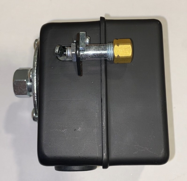 22 AMP 105-135 PSI Air Compressor Pressure Switch Control LF17-L1