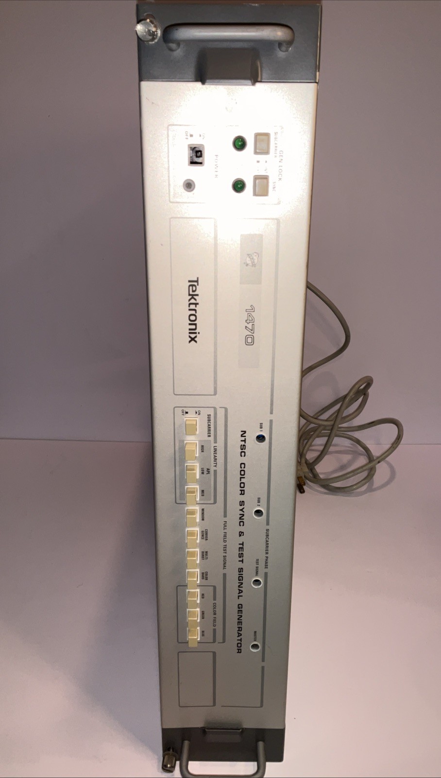 Tektronix 1470 NTSC Color Sync & Test Signal Generator – For Parts/Not Working