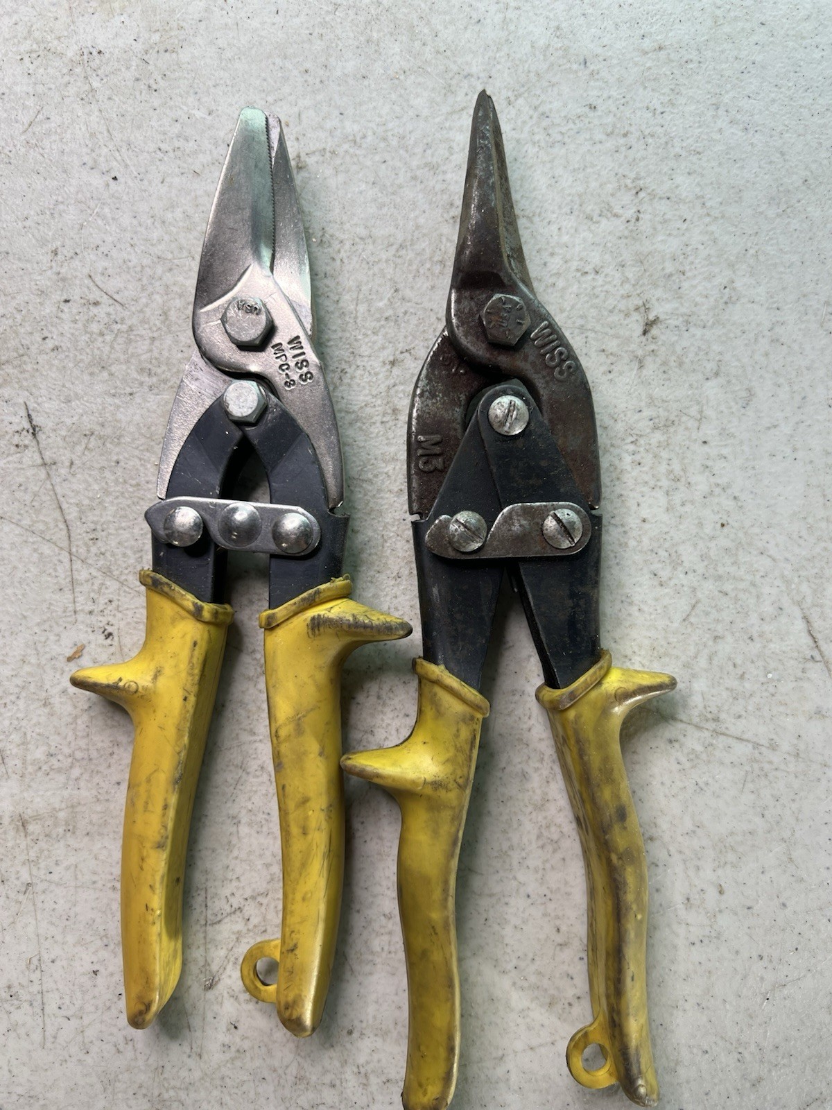 Pair of Wiss Aviation Tin Snips – M5 & M6, Yellow Handle